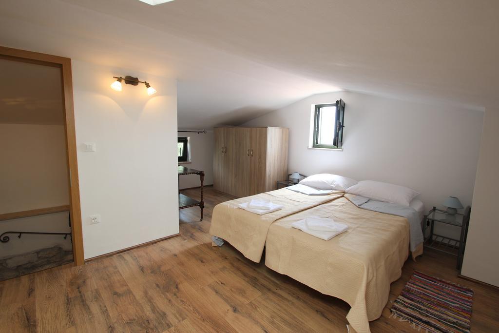 Holiday Home Vinkovic Porec Bagian luar foto